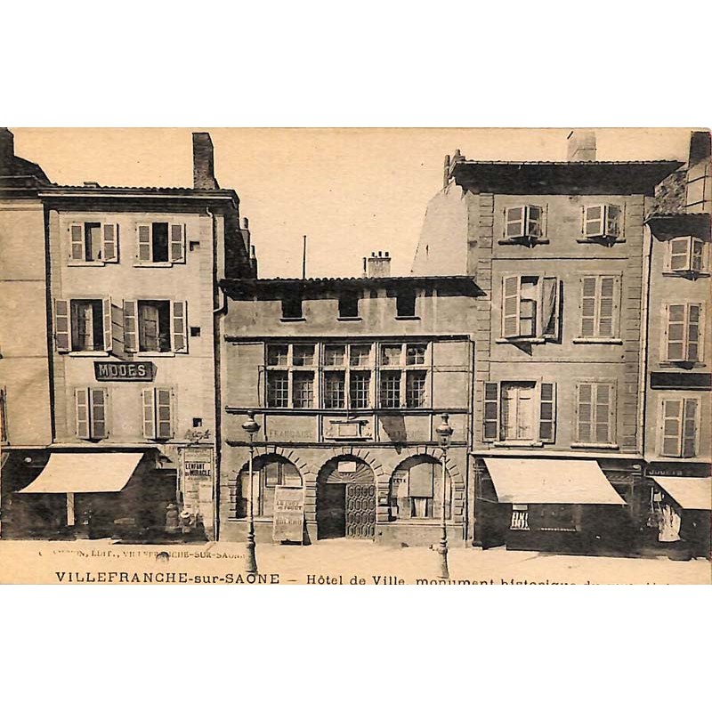 ABAO 69 - Rhône [69] Villefranche-sur-Saône - Hôtel de Ville, monument historique du XIIIe siècle.