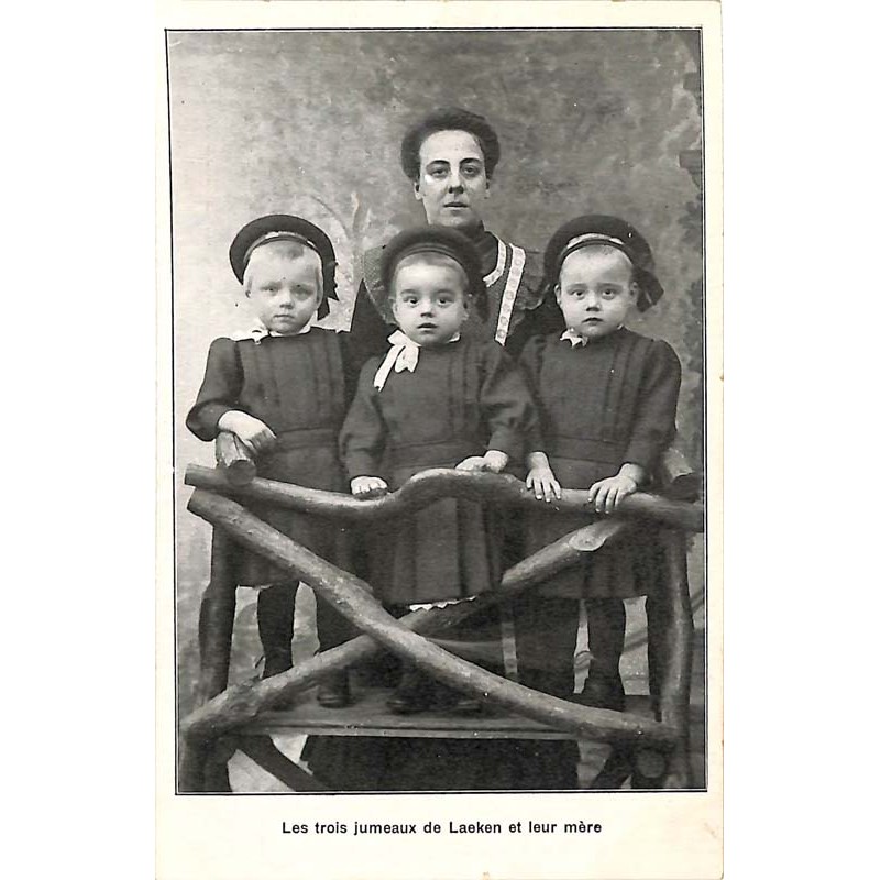 ABAO Personnalités Les Trois Jumeaux de Laeken et leur mère.