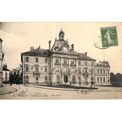 ABAO 77 - Seine-et-Marne [77] Meaux - L'Hôtel de Ville.