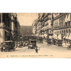 ABAO 75 - Paris [75] Paris 02 - La Rue de la Paix prise vers la Place de l'opéra.