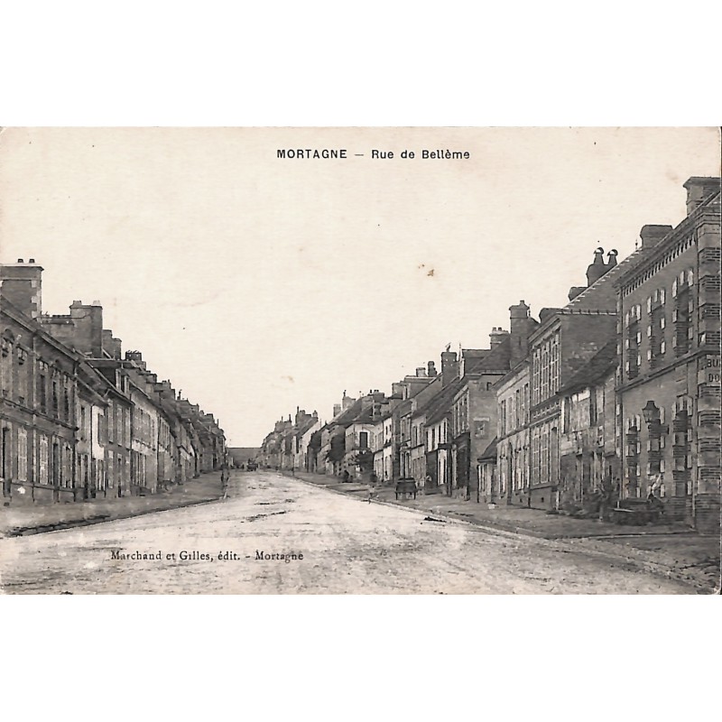 ABAO 61 - Orne [61] Mortagne-au-Perche - Rue de Bellème.