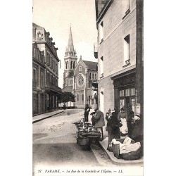 ABAO 35 - Ille-et-Vilaine [35] Saint-Malo - Paramé. La Rue de la Gardelle et l'Eglise.