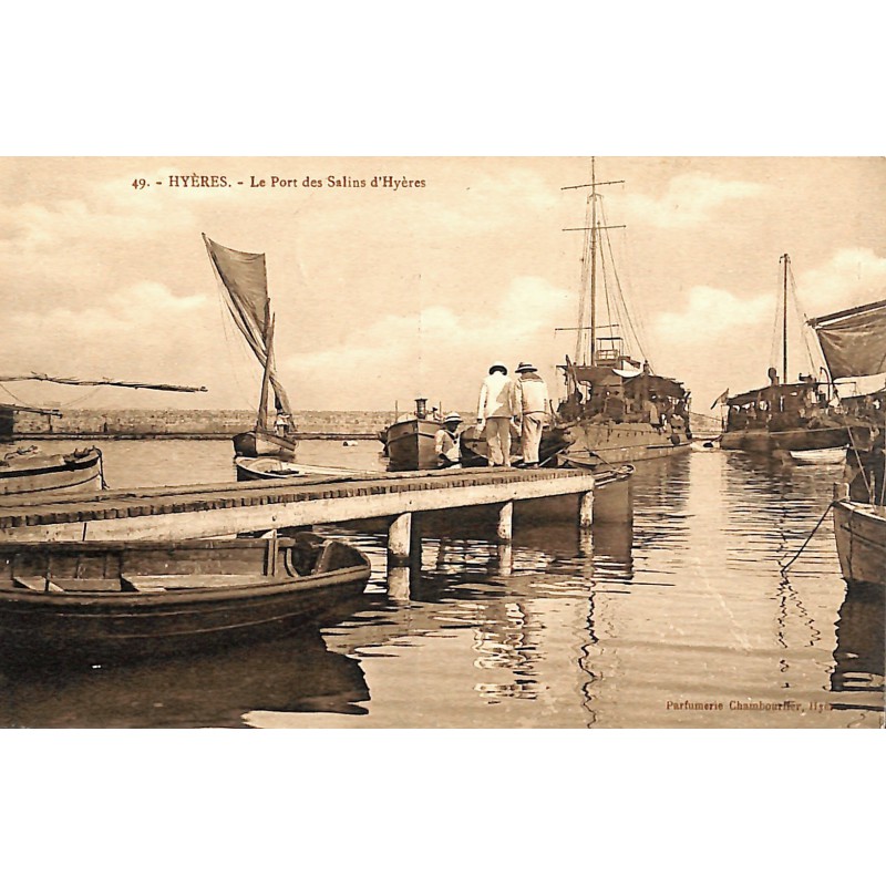ABAO 83 - Var [83] Hyères - Le Port des Salins d'Hyères.