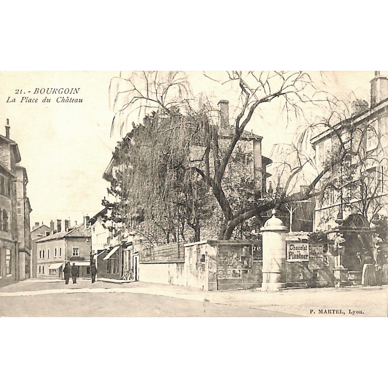 ABAO 38 - Isère [38] Bourgoin - La Place du Château.