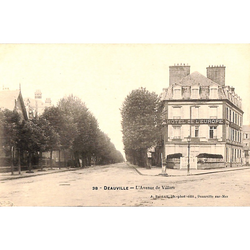 ABAO 14 - Calvados [14] Deauville - L'Avenue de Villers.
